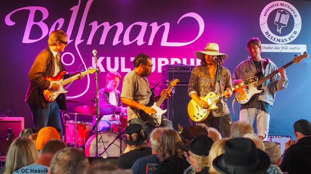 Mattia Pascale play at the Little Steven Blues School 2022