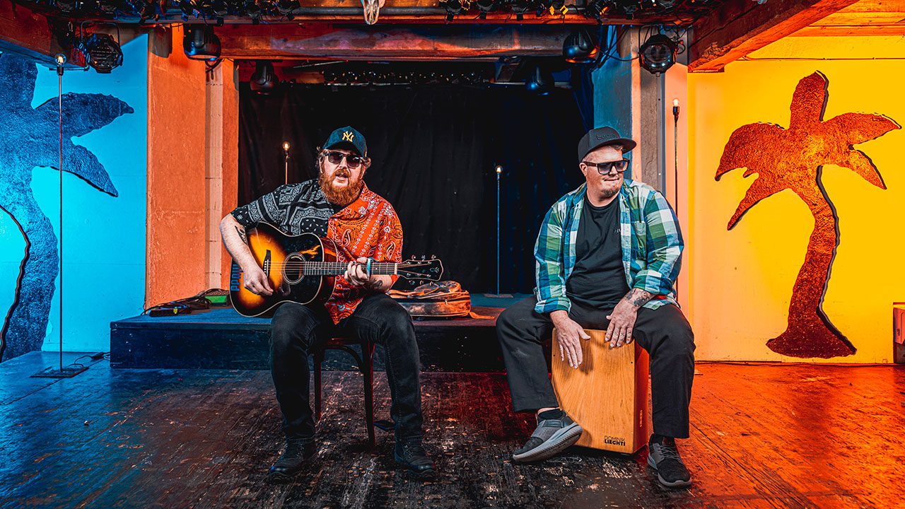 DAN MUDD feat. Bearbeat - Switzerland