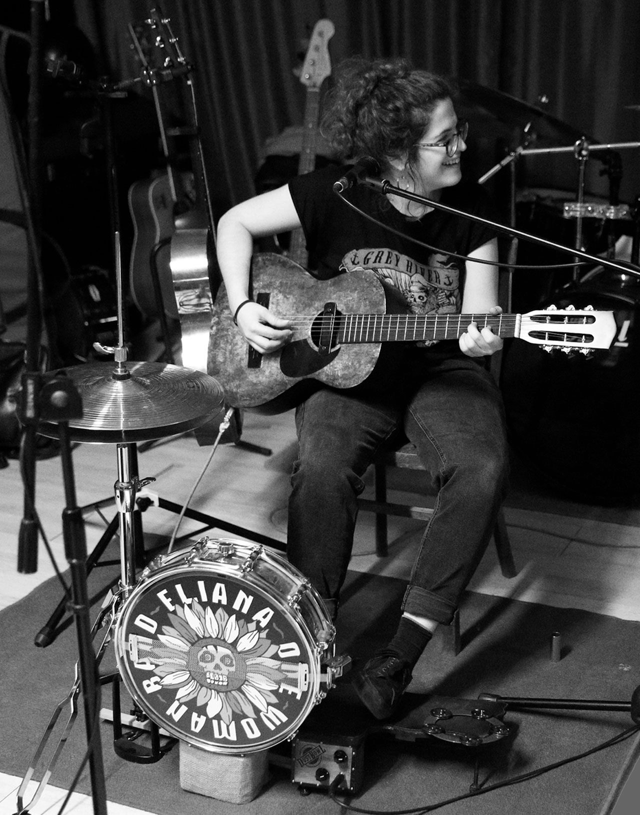 ELIANA ONE WOMAN BAND – Greece